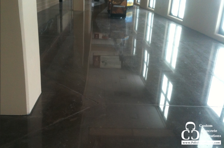 High-Gloss Polished Concrete: Where Performance Meets Appearance