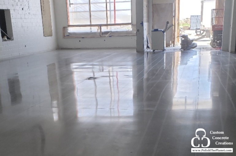 Garage Floor Coating Omaha NE | Custom Concrete