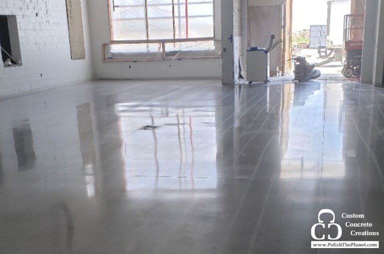 Garage Floor Coating Omaha NE | Custom Concrete