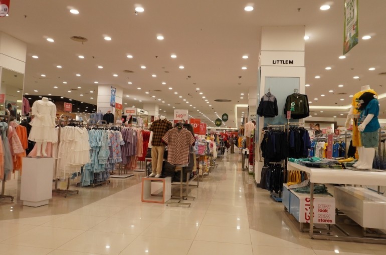 Retail Polished Concrete Floors Omaha | Custom Concrete